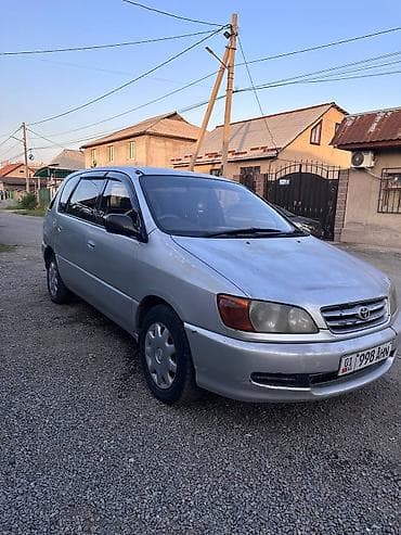 дачный: Toyota Ipsum: 1998 г., 2 л, Автомат, Бензин, Минивэн — 1
