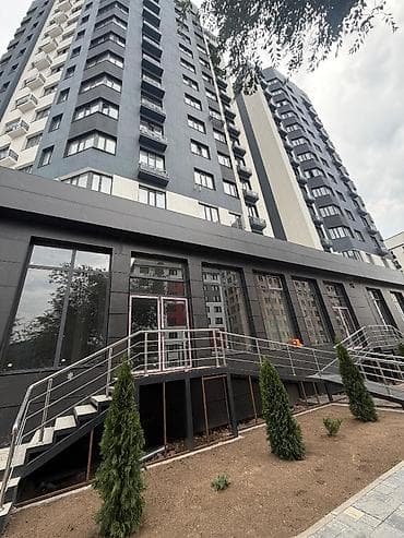 швейный станок: Аренда офисов, 130 м², В жилом комплексе, 1 линия, С отдельным входом, С отдельным сан узлом — 1