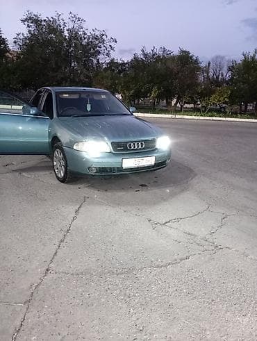 Audi: Audi A4: 2000 г., 2.4 л, Механика, Бензин, Седан — 1