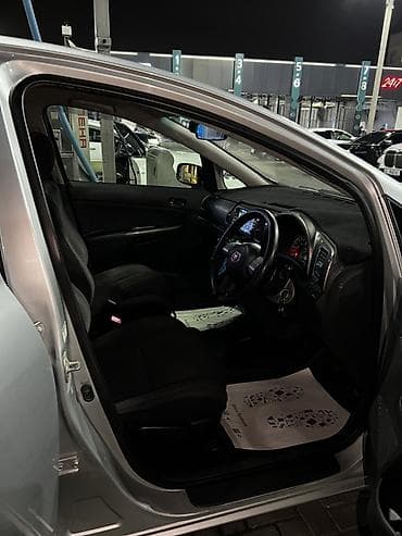 corolla runx: Toyota WISH: 2004 г., 1.8 л, Автомат, Бензин, Минивэн — 6