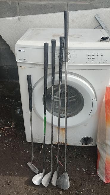 микаса мяч футбольный: Набор для гольфа — 5 клюшек Состав: - Паттер (клюшка для гринов). - — 1