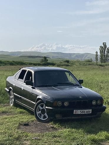 BMW 5 series: 1988 г., 2 л, Автомат, Седан