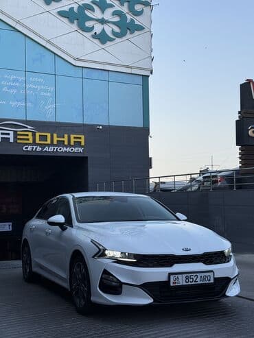 продаю в связи с переездом: Kia K5: 2020 г., 2 л, Автомат, Бензиновая, Седан — 2