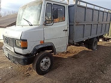 toyta altezza: Грузовик, Mercedes-Benz, Стандарт, 7 т, Б/у — 1