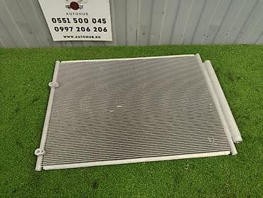 rav 4 2018: Решетка радиатора Toyota 2018 г., Б/у, Оригинал — 1