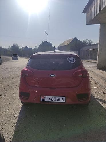 kia sportage: Kia Ceed: 2016 г., 1.6 л, Механика, Бензин, Хэтчбэк — 3