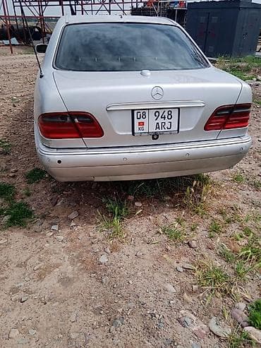 Mercedes-Benz E-Class: 1998 г., 2.8 л, Механика, Газ, Седан