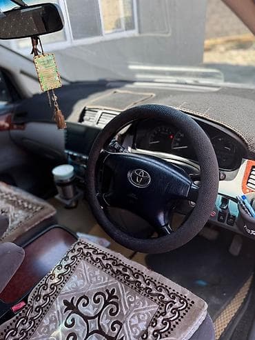 Продажа авто: Toyota Ipsum: 2003 г., 2.4 л, Бензин, Минивэн — 8