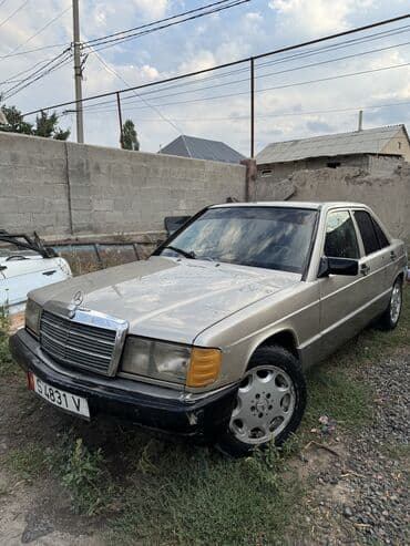 срочно продам авто в связи с переездом: Mercedes-Benz 190: 1989 г., 2.3 л, Механика, Дизель, Седан — 2