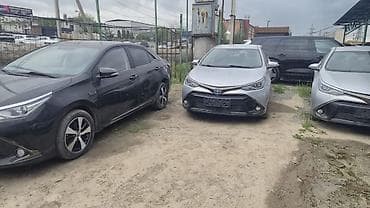 Toyota Corolla: 2022 г., 1.8 л, Автомат, Гибрид, Седан — 5