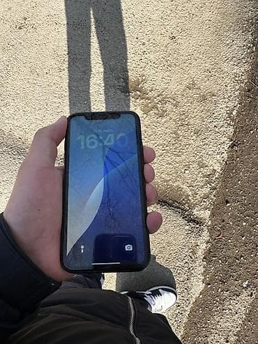 Уюлдук телефондор жана аксессуарлар: IPhone 11, Колдонулган, 128 ГБ, Кара, 72 % — 5