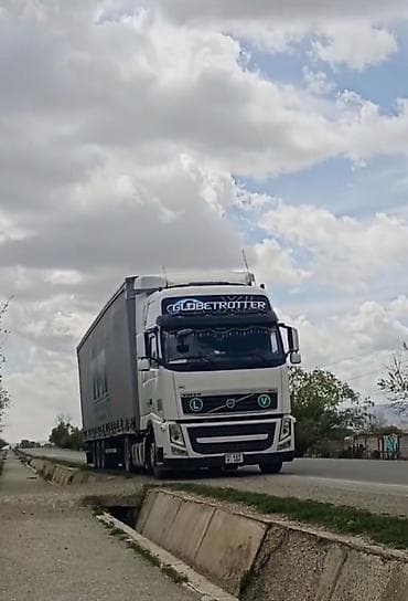 Тягач, Volvo, 2013 г., Тентованный — 1
