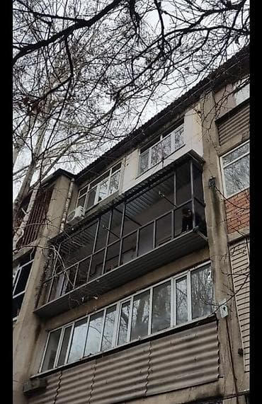 зимние одежда: Остекление и обшивка балконов/лоджий под ключ - Металлокаркас и вынос — 2