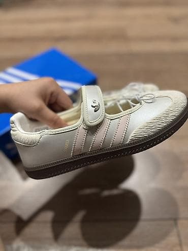 бутсы 38: Кроссовки, 37, Adidas, Новый, цвет - Бежевый — 2