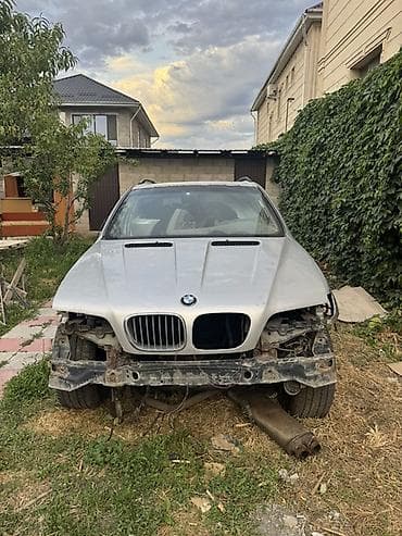 Унаа: BMW X5 E53, серебристый кроссовер, на разбор. Если разберете и — 1