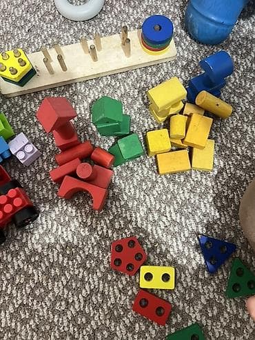 развивающие игрушки для детей 4 лет: Большой набор детских игрушек Состав: - Крупные пластиковые — 6