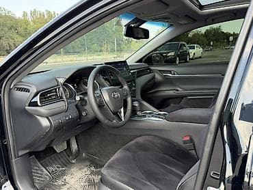 Toyota Camry: 2022 г., 3.5 л, Автомат, Бензин, Седан — 9