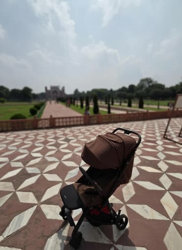 где можно починить коляску: Коляска, цвет - Коричневый, Б/у — 1