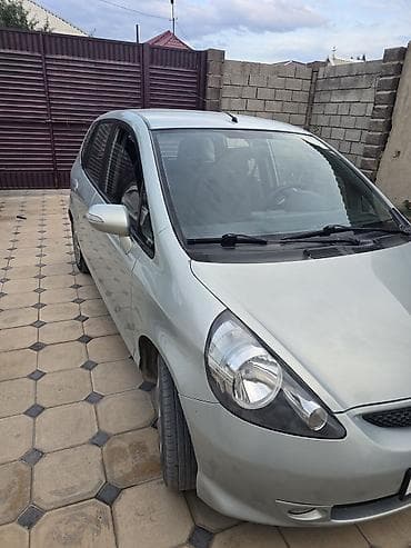 Honda Fit: 2007 г., 1.4 л, Автомат, Бензин, Хэтчбэк at lalafo.kg Honda Fit: 2007 г., 1.4 л, Автомат, Бензин, Хэтчбэк