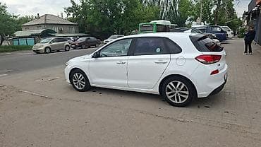 Унаа сатуу: Hyundai i30: 2017 г., 1.4 л, Автомат, Бензин, Хетчбек — 4
