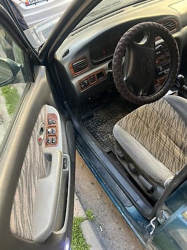 sprinter 2003: Kia Clarus: 1998 г., 1.6 л, Ручные, Бензин, Универсал — 5