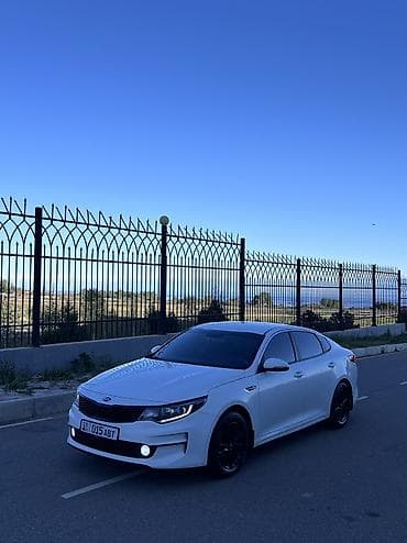 Kia K5: 2017 г., 2 л, Автомат, Газ, Седан