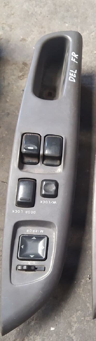 Mitsubishi Delica Булка блок стеклоподъемника, Митсубиси Дэлика Булка