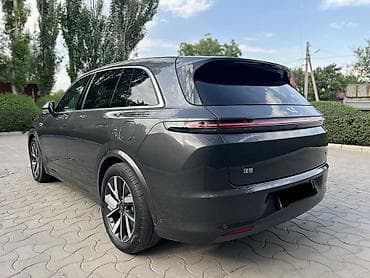 li: Lixiang L7: 2023 г., 1.5 л, Автомат, Электромобиль, Внедорожник — 9