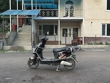 скутер m8: Электроскутер с цифровой панелью и багажной рамой - Тип — 4