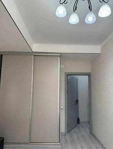 3 комнаты, 81 м², Элитка, 8 этаж, Косметический ремонт