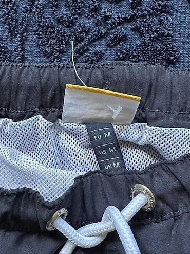 ellesse: Шорты- Ellesse Оригинал - Бренд: Ellesse - Размер: M (EU/US/UK M по — 4