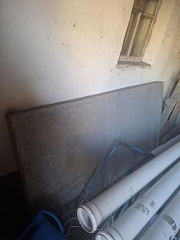 штампованные листы: Продаю. Метал 2тыс, корыто 2.40×1.20, 2тыс., лестница длина 6 метров — 2