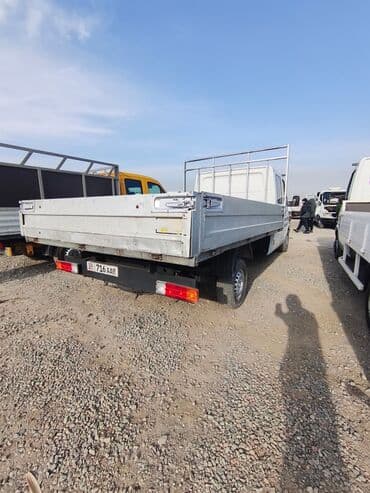 не переключает: Легкий грузовик, Mercedes-Benz, Дубль, 2 т, Б/у — 8