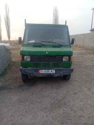 продаю или меняю на дом: Mercedes-Benz 220: 1990 г. — 2