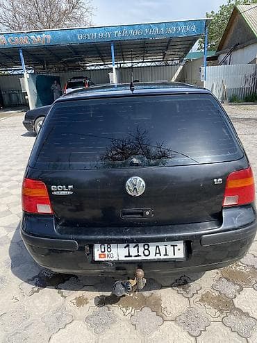 для такси авто: Volkswagen Golf: 2001 г., 1.6 л, Бензин, Хэтчбэк — 4