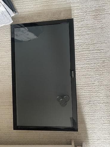 ТВ и видео: Телевизор Samsung, диагональ примерно 40–42". Плоская панель, черная — 2