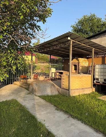 село комсомольский: Продается уютная дача в селе Арашан. Участок 5 соток, с выходом прямо — 4