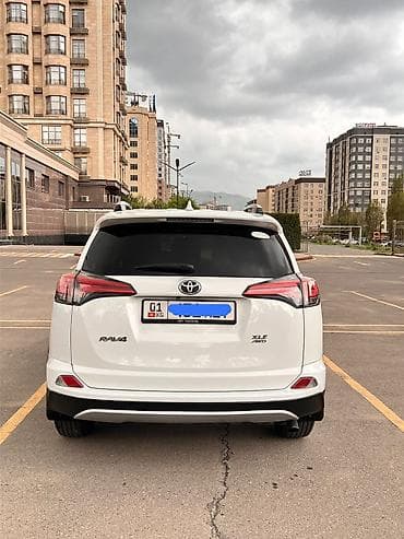 Транспорт: Toyota RAV4: 2016 г., 2.5 л, Автомат, Бензин, Кроссовер — 3