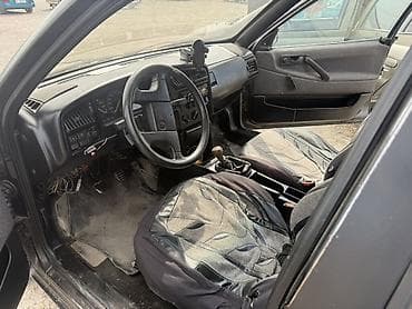 форь: Volkswagen Passat Variant: 1991 г., Механика, Универсал — 4