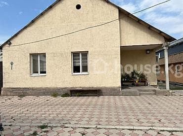 fred perry: И так, дом расположен в очень хорошем и экологическом районе ж/м Кара — 3