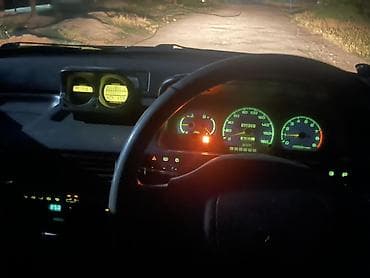 Mitsubishi RVR: 1994 г., 2 л, Автомат, Бензин, Минивэн — 6