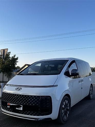 byd u8: Hyundai Staria: 2021 г., 3.5 л, Газ, Минивэн — 1