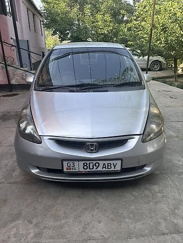 Honda Fit: 2002 г., 1.3 л, Вариатор, Бензин, Хэтчбэк
