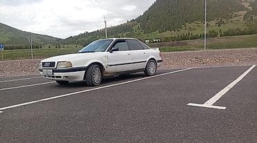 авто в аварийном состоянии: Audi 80: 1992 г., 2.6 л, Механика, Бензин, Седан — 4