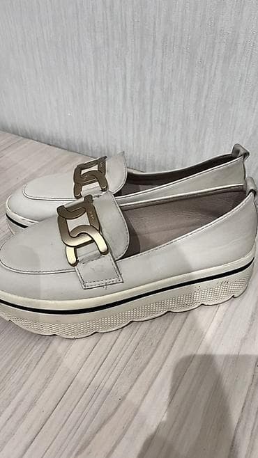 Туфли: Лоферы женские, белые - Модель: лоферы на утолщённой подошве - Цвет — 1