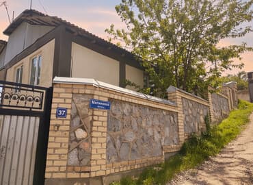 дом баткен: Дача, 173 м², 7 комнат, Собственник, Старый ремонт — 2