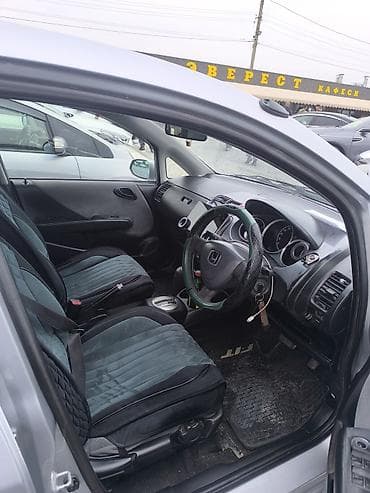 e60 m5: Honda Fit: 2002 г., 1.3 л, Вариатор, Бензин, Хэтчбэк — 3