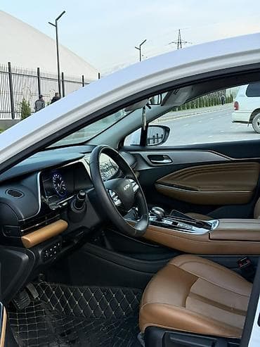 bid e5: GAC Aion S – современный электрический седан в белом цвете. Кузов и — 6