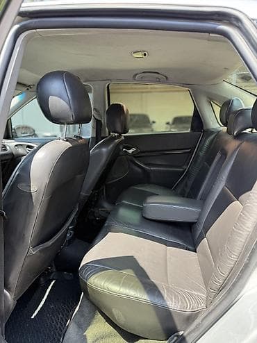 Унаа сатуу: Ford Focus: 2001 г., 1.6 л, Автомат, Бензин, Седан — 7