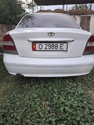 Daewoo Nubira: 1999 г., 1.5 л, Кол менен иштөөчү — 2